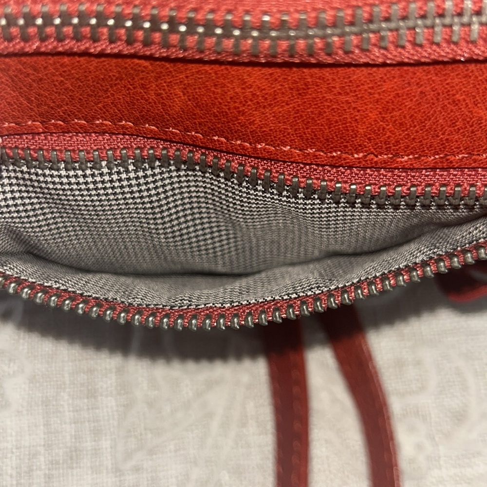 Spike & Sparrow Red Leather Camera Bag Style Crossbody - Picture 11 of 16